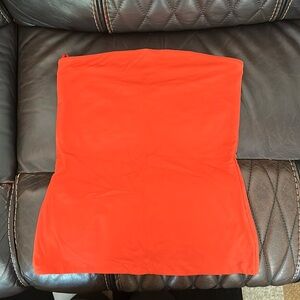 aritzia contour tube top in L